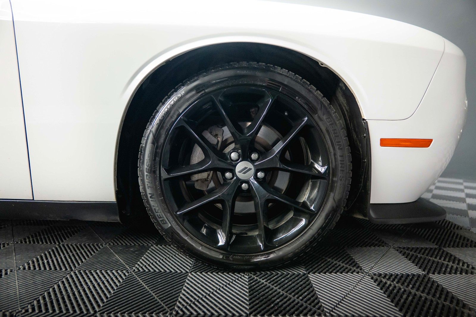 Fahrzeugabbildung Dodge Challenger 3.6 V6 GT Performance SRT Styling