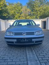 Volkswagen Golf 1.6 16V