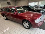 Mercedes-Benz E 300 TE 24 Elegance (W124, 7 Sitzer)*TÜVneu* - gebrauchte Mercedes-Benz E 300 aus dem Jahr 1992