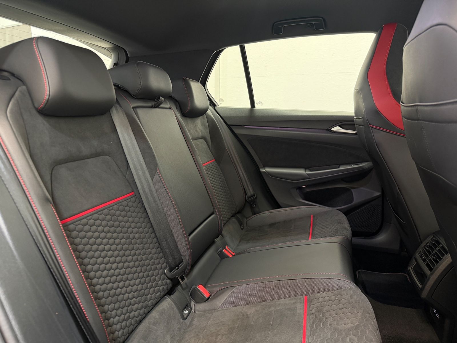 Volkswagen Golf VIII Lim. GTI Clubsport/HUD/KAMERA/SHZ/LHZ foto 21