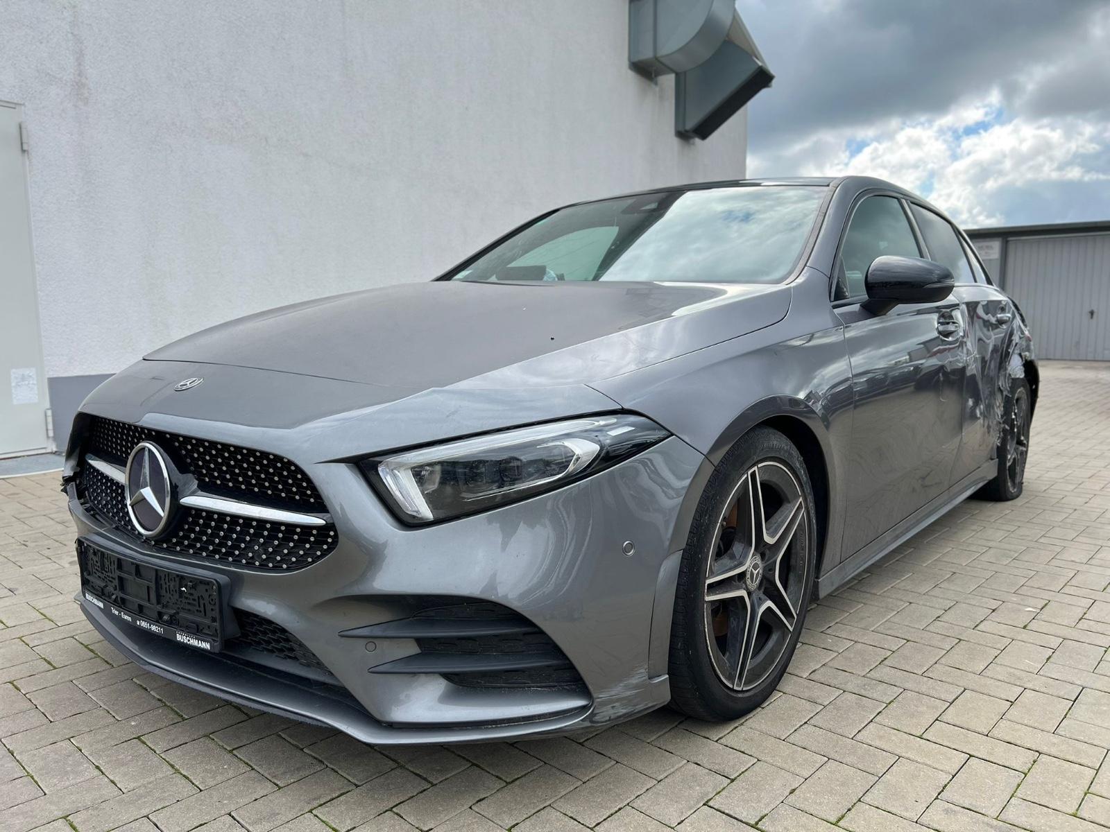 Mercedes-Benz A 180 /AMG Paket/ Panorma /