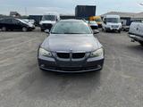 BMW 318D Touring SHZ PDC KLIMA Allwetterreifen - BMW 318 aus 2008: 318d