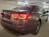 Maserati Quattroporte 3.0 V6 GRAN LUSSO / GRIGIO IMOLA - Maserati Quattroporte mit Diesel-Antrieb: Automatik