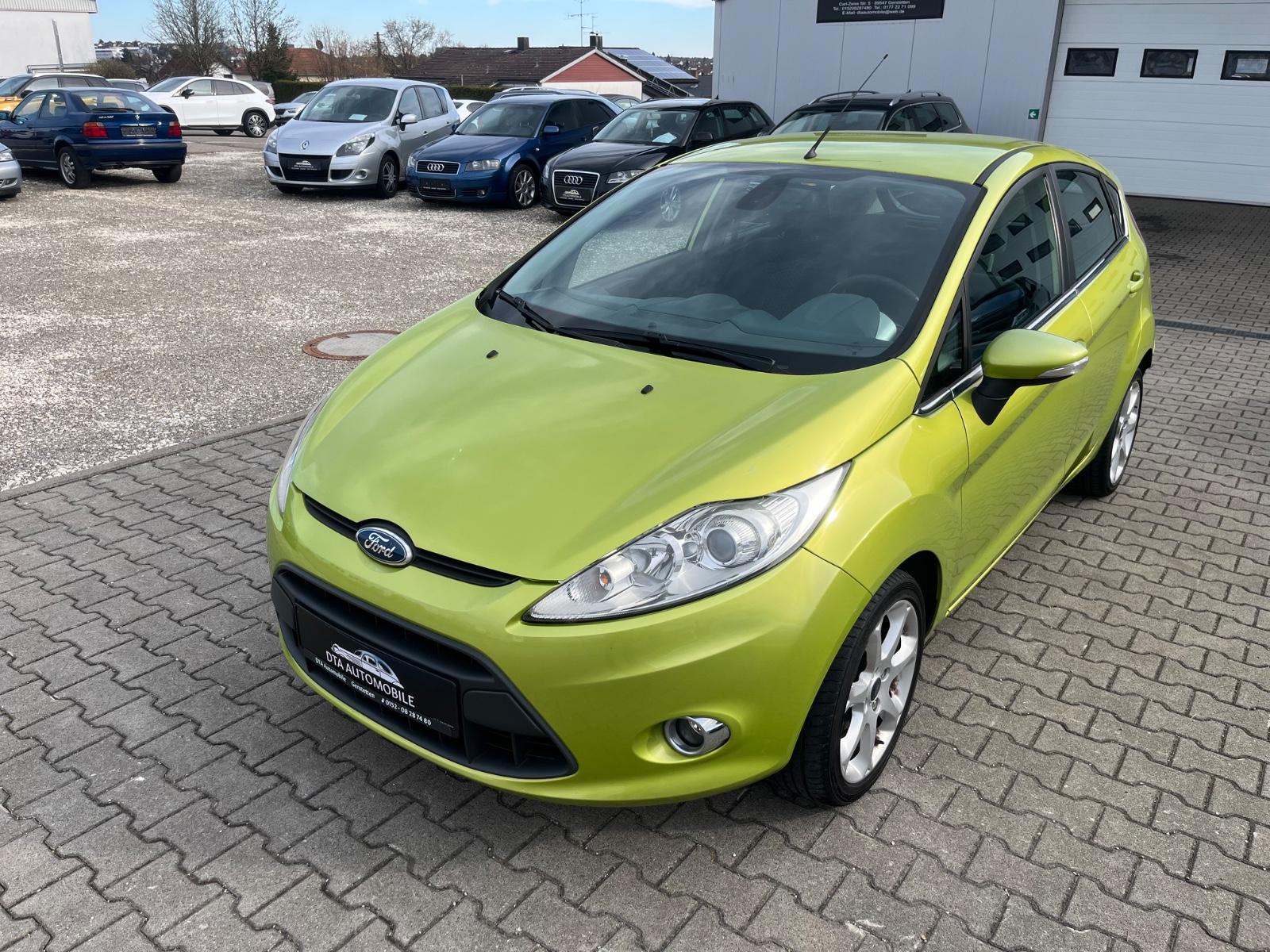 Ford Fiesta Titanium 1.6 TDCI *KeyGo*Klimaauto*8Fach*