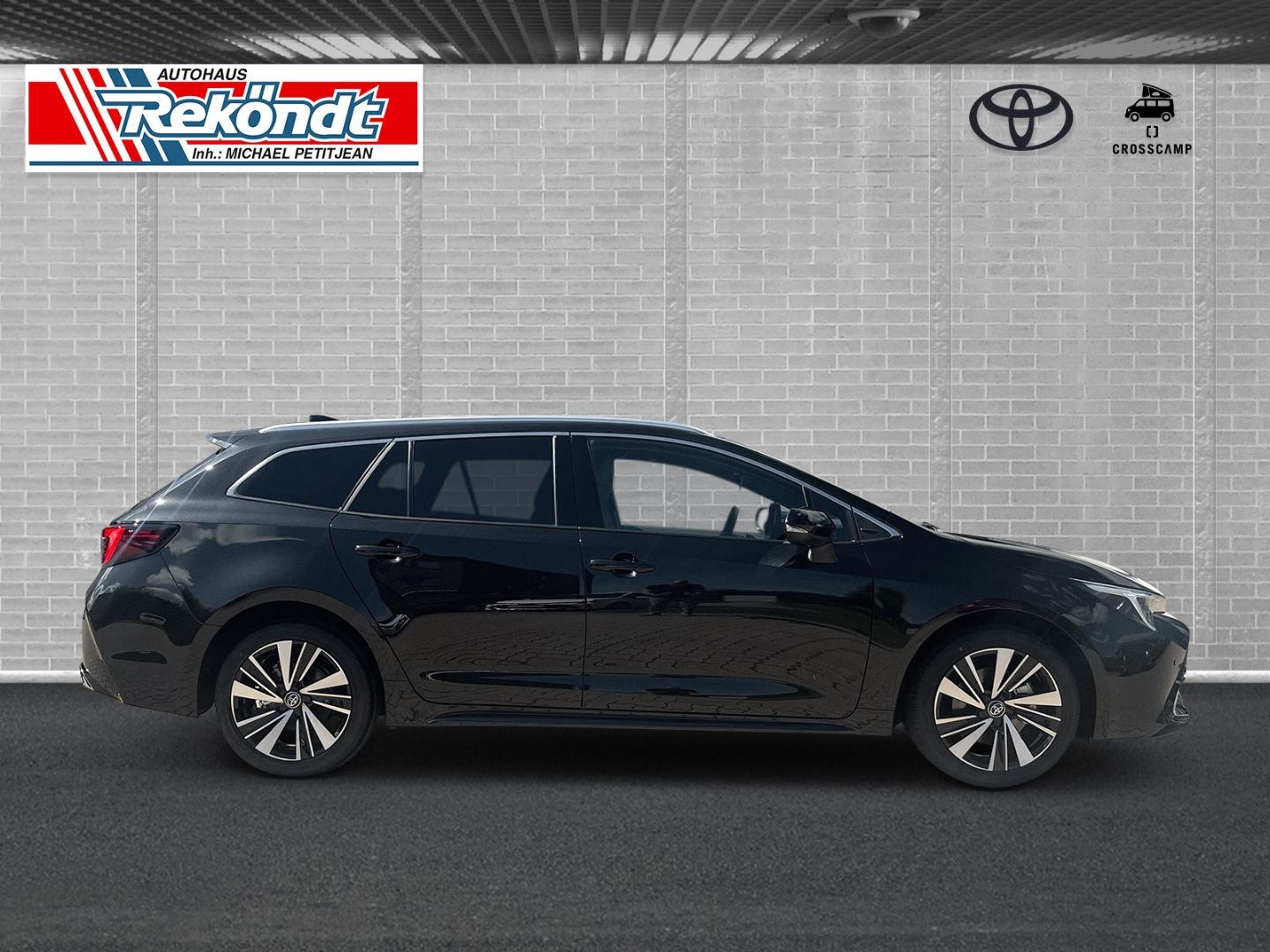 Toyota Corolla Touring Sports Hybrid Teamplayer Navi LE imagem 3