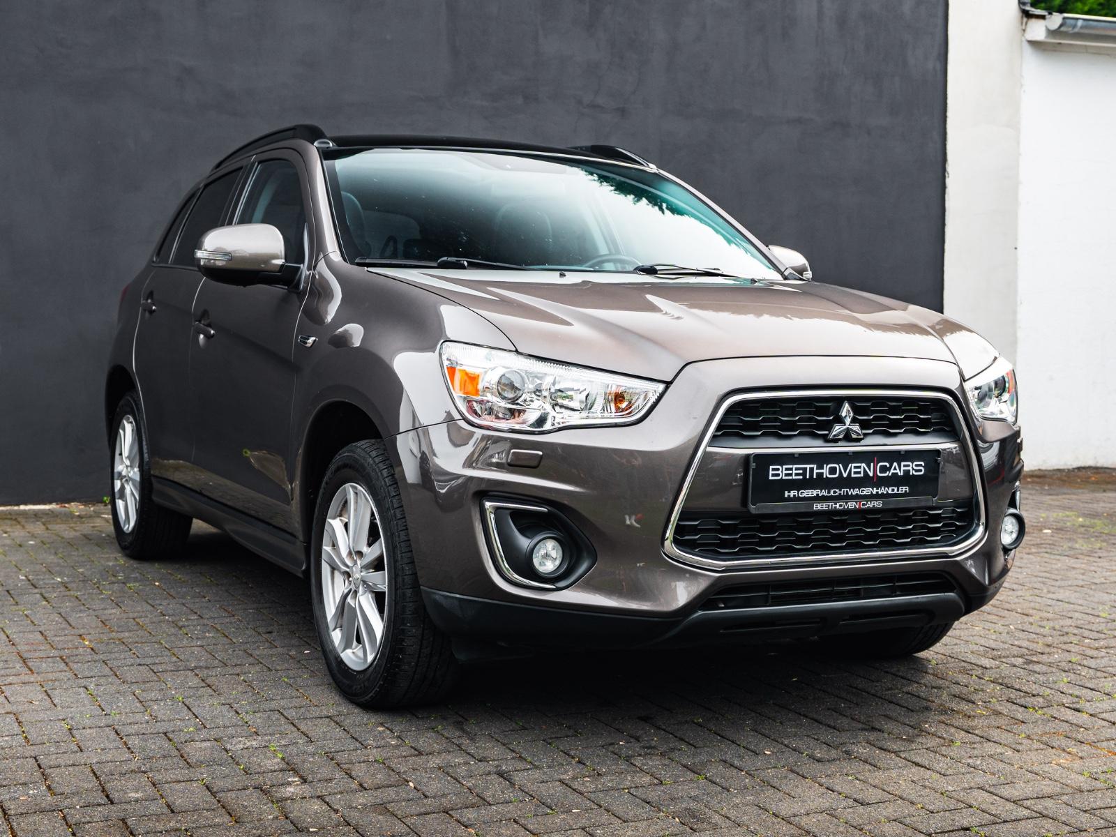 Mitsubishi ASX AUTOMATIK LEDER NAVI  4WD