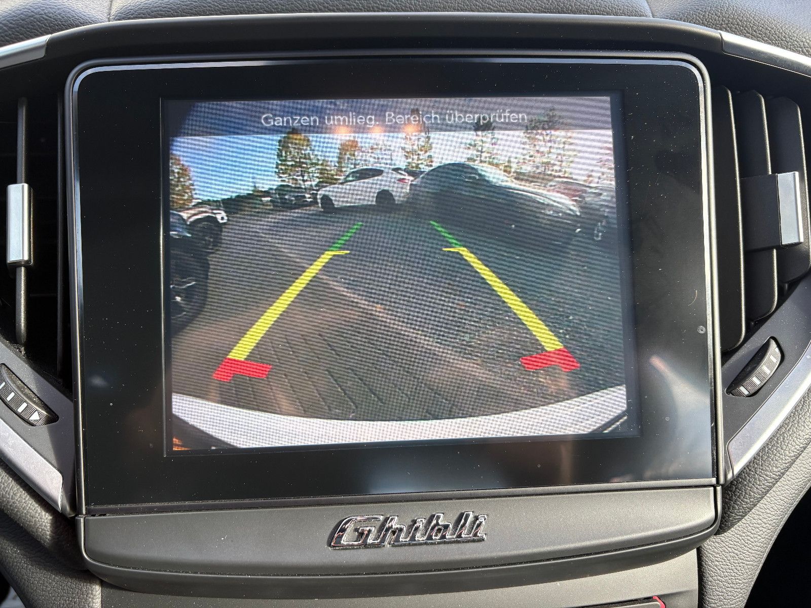 Fahrzeugabbildung Maserati Ghibli Diesel/FACELIFT/KAMERA/NEUES-MODELL