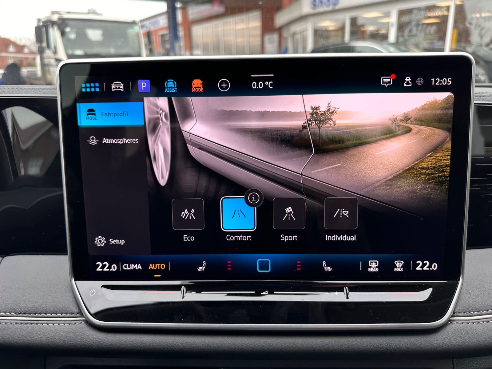 Fahrzeugabbildung Volkswagen Tiguan 2.0 TDI Elegance DSG AHK/Matrix/ACC/Navi