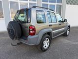 Jeep Cherokee 2.4 Allrad AHK Klimaanlage - gebrauchte Jeep Cherokee aus dem Jahr 2005