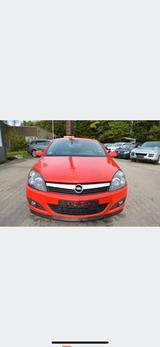 Opel Astra - Opel Astra mit Benzin-Antrieb: Kleinwagen, Automatik