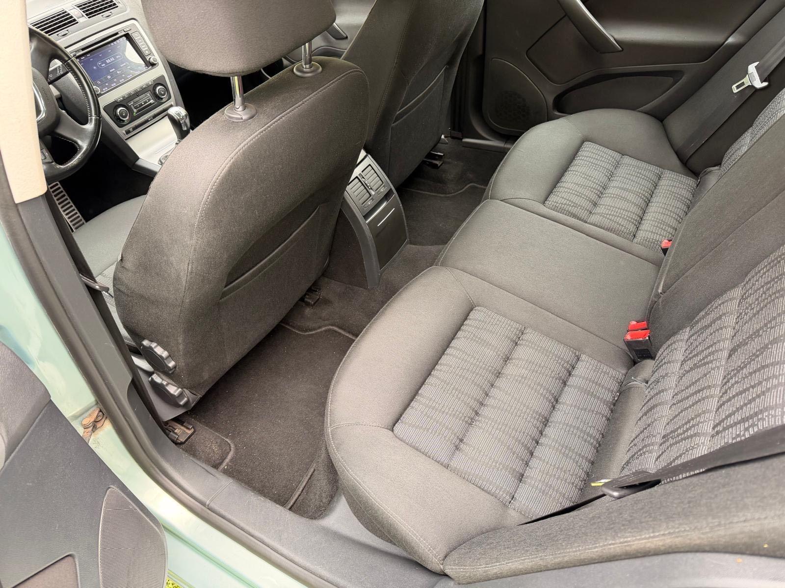 Skoda Octavia 2009 — photo 12