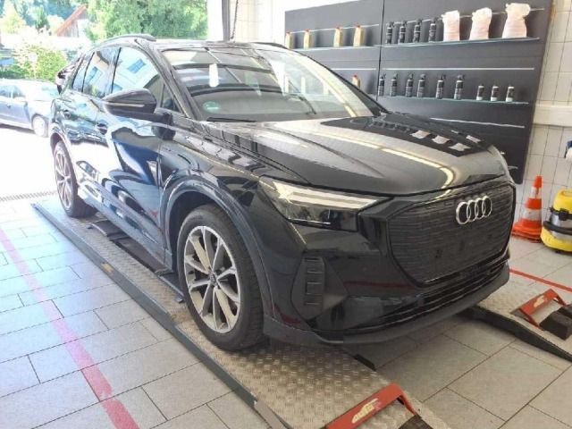 Audi Q4 e-tron 50 quattro AHK SHZ Pano PDC imagem 2