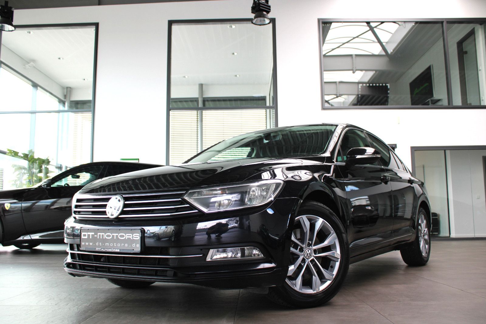 Volkswagen Volkswagen PASSAT 1.6 TDI DSG LIMOUSINE/COMFORT/NA