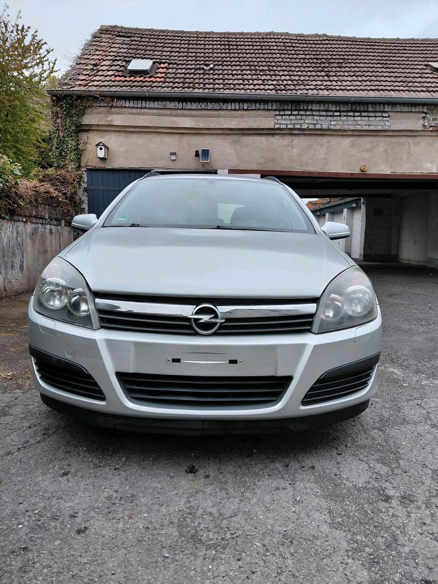 Opel Astra 2005 — photo 13