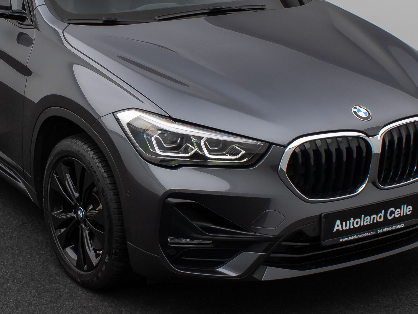 Fahrzeugabbildung BMW X1 xD25e SportLine Kamera HUD DAB Komfort 18Zoll