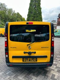 Renault Trafic - 4