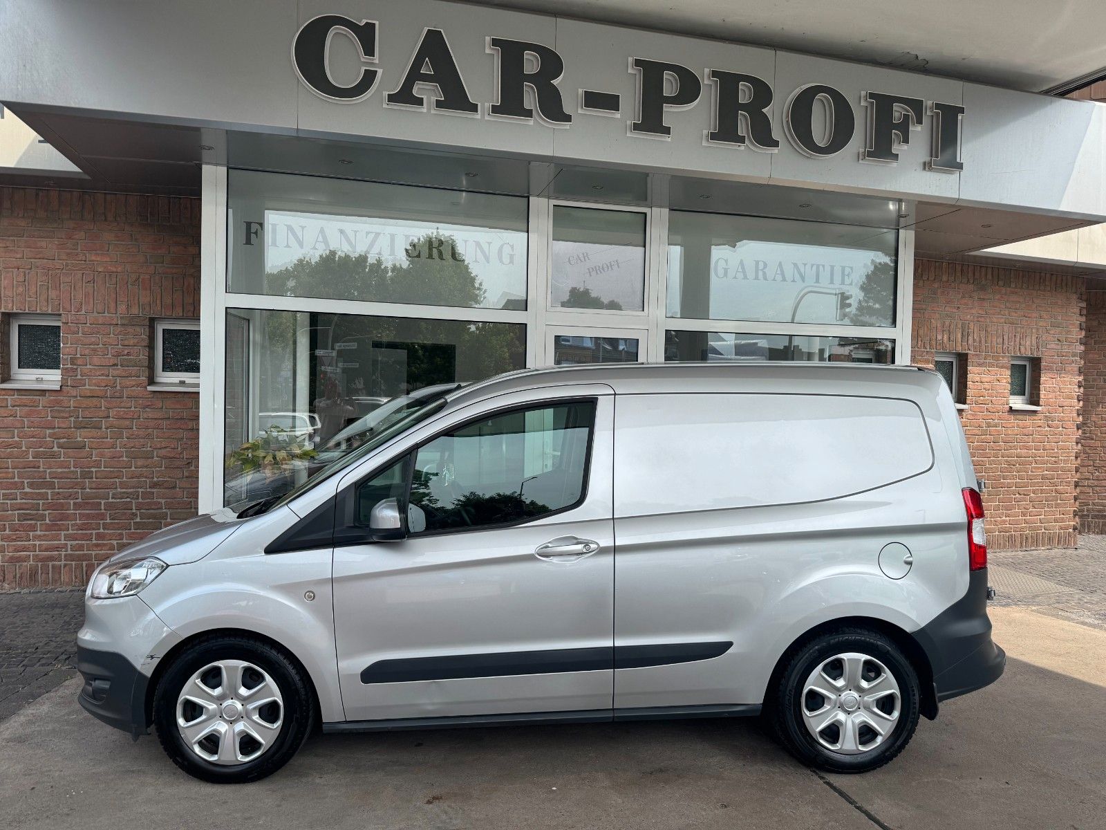 Fahrzeugabbildung Ford Transit Courier Trend Klima/PDC/1.Hd/erst 79 Tk