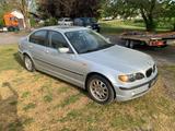 BMW 320i E46 mit 6 Zylinder Motor Ez 6/03 - BMW 320: 320i Motor