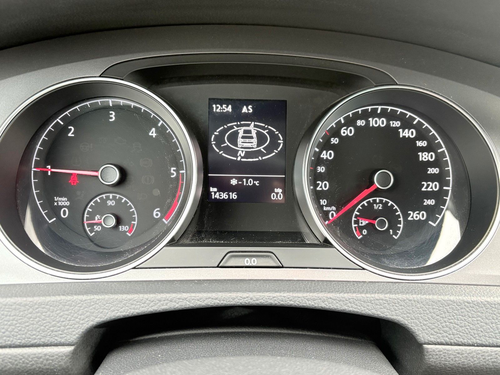 Fahrzeugabbildung Volkswagen Golf VII 2.0TDI Lim. LOUNGE Navi Klima PDC SPORT