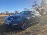 Mercedes-Benz Mercedes E63 AMG Carbon Panorama-Dach Harm... - gebrauchte Mercedes-Benz E 63 AMG aus dem Jahr 2011