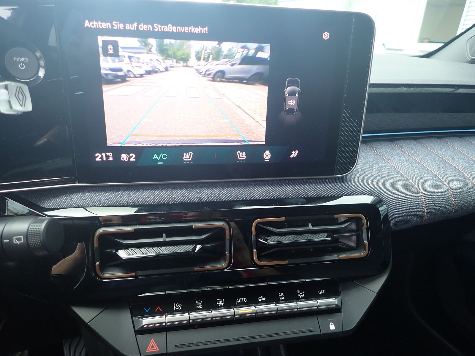 Fahrzeugabbildung Renault R 4 E-Tech elektrisch Techno 150 Comfort Range