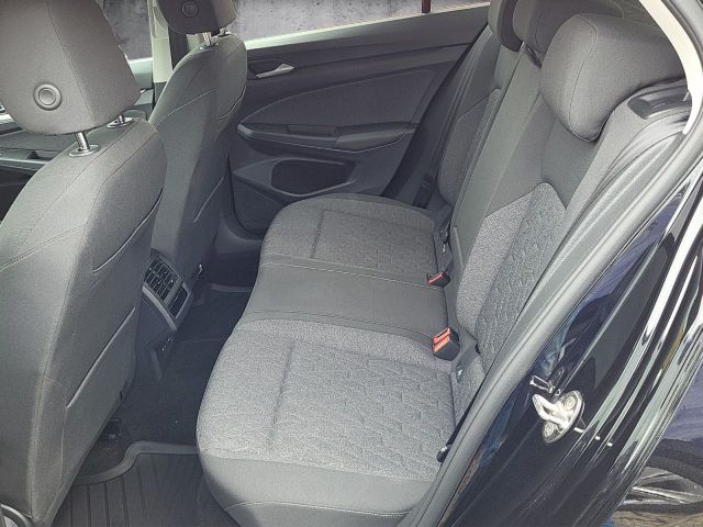 Golf VIII 2.0TDI Aut. MOVE AHK LED ACC