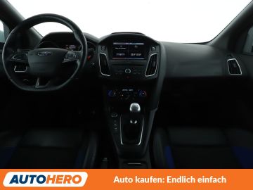 Ford Focus - 12