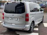 Toyota Proace VERSO D4d 2.0 Bus - silberne Toyota Proace (Verso)