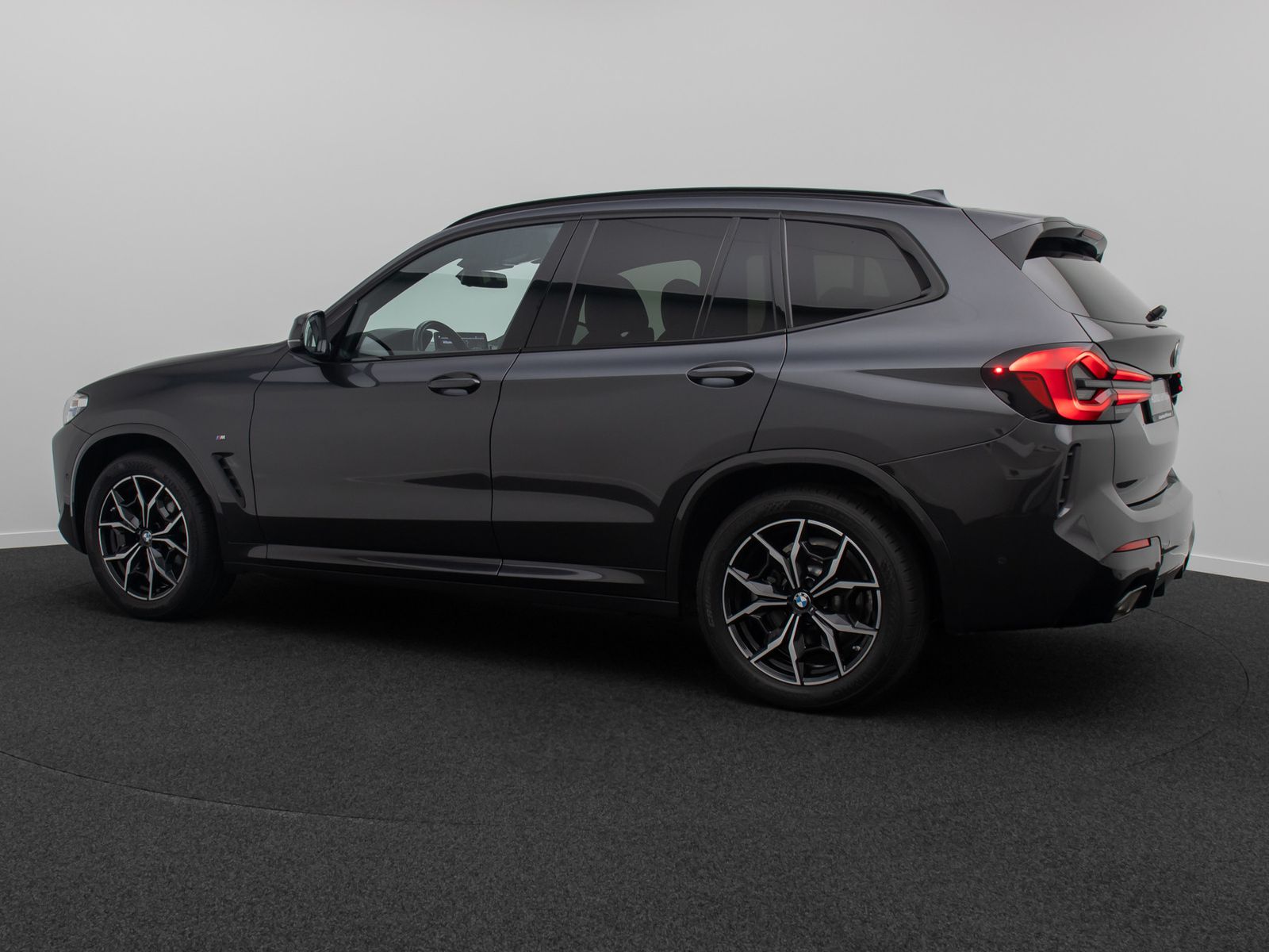 Fahrzeugabbildung BMW X3 xD20d M Sport Laser Pano Kamera HUD DAB HiFi