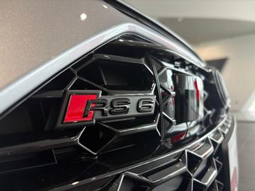 2025 AUDI RS6 — миниатюра 22