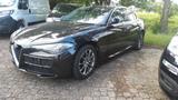 Alfa Romeo Giulia Super 2,2 Diesel 180 PS AT - Alfa Romeo Giulia Super mit Diesel-Antrieb