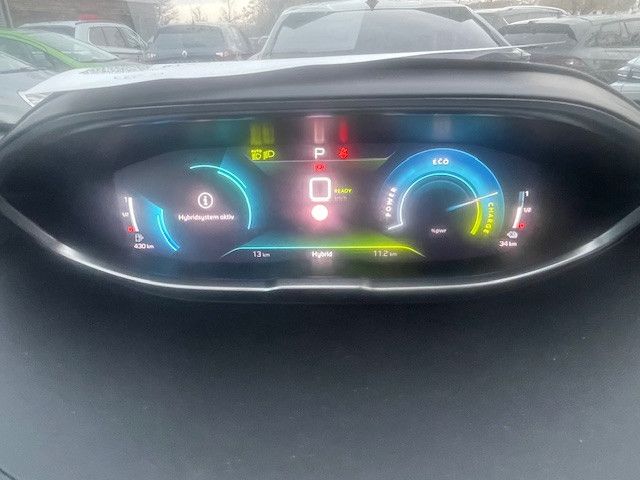 Fahrzeugabbildung Peugeot 3008 GT PlugIn Hybrid4 300 e-EAT8