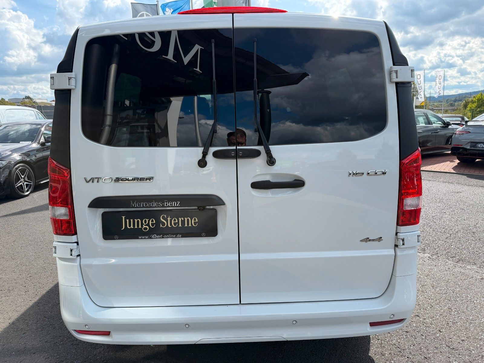 Fahrzeugabbildung Mercedes-Benz Vito 116 CDI Tourer 4x4 Extral AHK2,5to Stdheiz