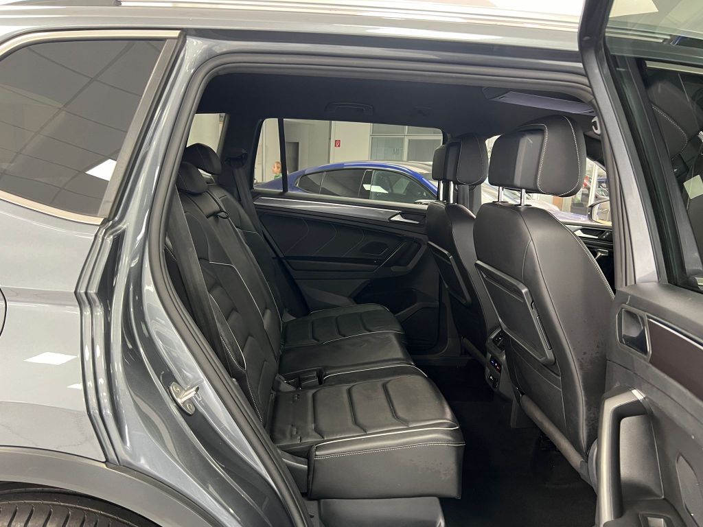 Volkswagen Tiguan Allspace 2.0TDI Highline 4Mo.*R-Line*ACC*