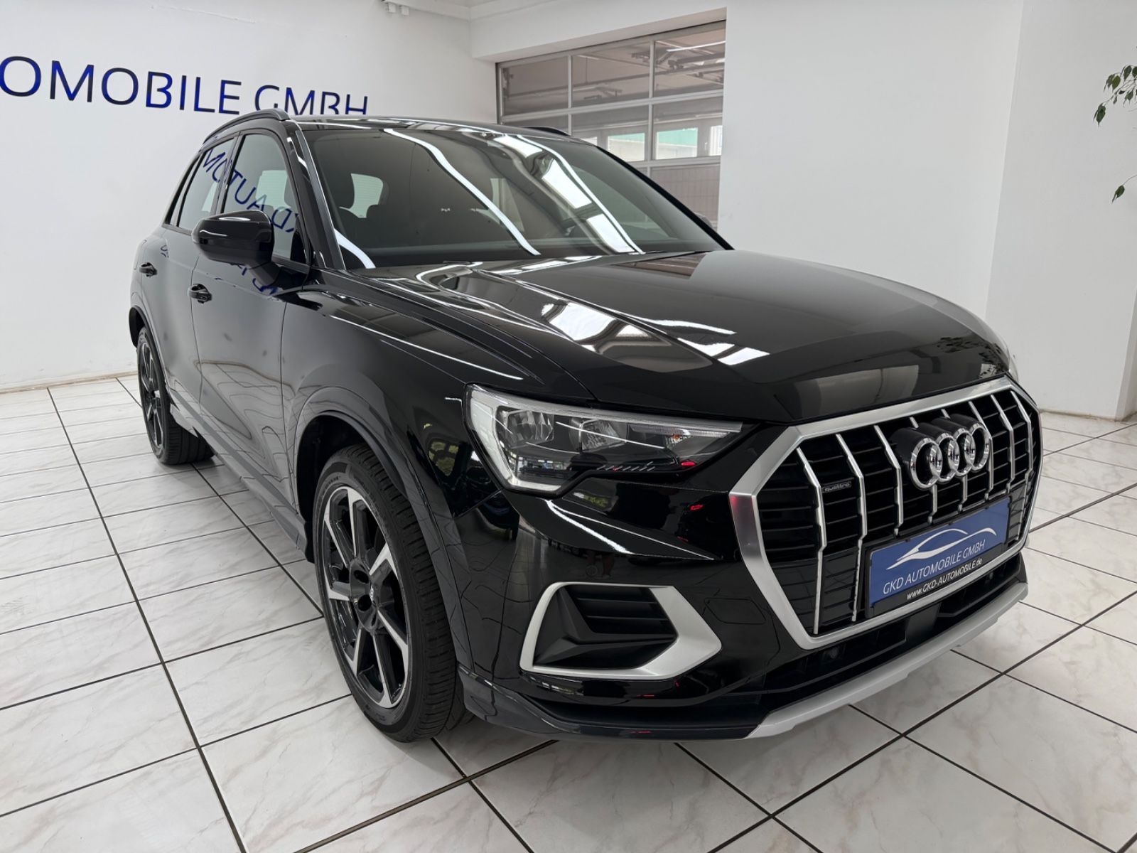 Audi Q3 45 TFSI quattro advanced AHK Virtual LED ACC foto 4