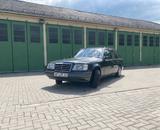 Mercedes-Benz Mercedes Benz E200T (W124) - Familienbesit... - Mercedes-Benz E 200 in Braunschweig