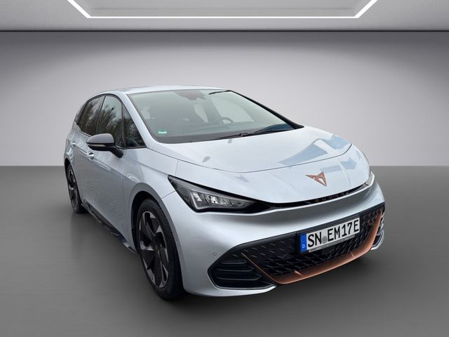 Born PDC SHZ KAMERA NAVI ACC AKTIVSITZE LED 360°