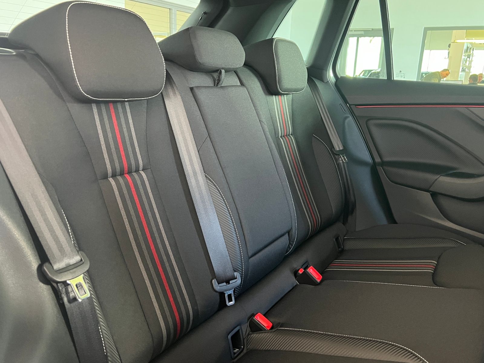 Fahrzeugabbildung SKODA Kamiq Monte Carlo 1.0 TSI DSG *AHK, Matrix-LED*