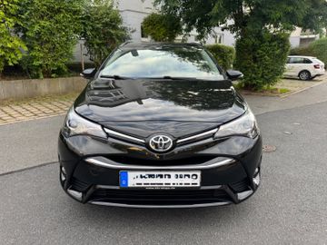 Toyota Avensis - 1