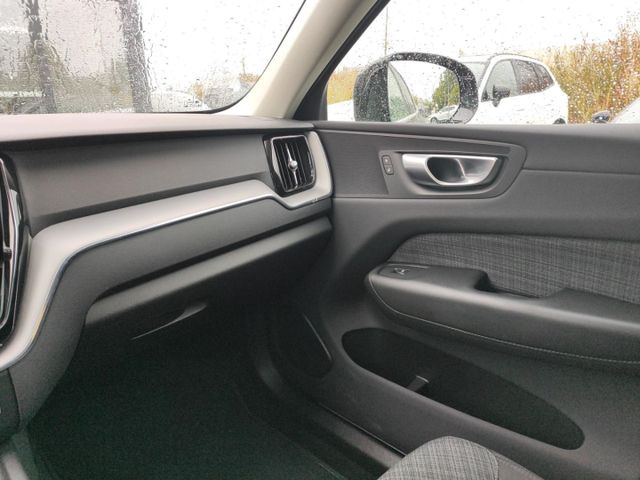 VOLVO XC 60 (Bild 15 von Array)