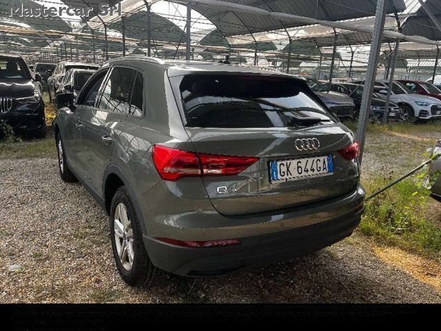 Audi AUDI Q3 Q3 45 1.4 tfsi e Business s-tronic - GK6 imagem 3