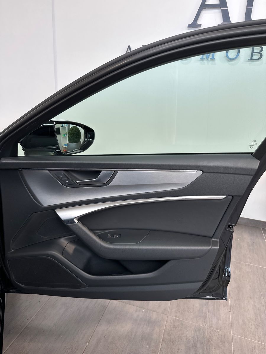 Fahrzeugabbildung Audi A6 Avant 50 TDI Qu S-Line NAV+LED+AHK+VCOCKPIT