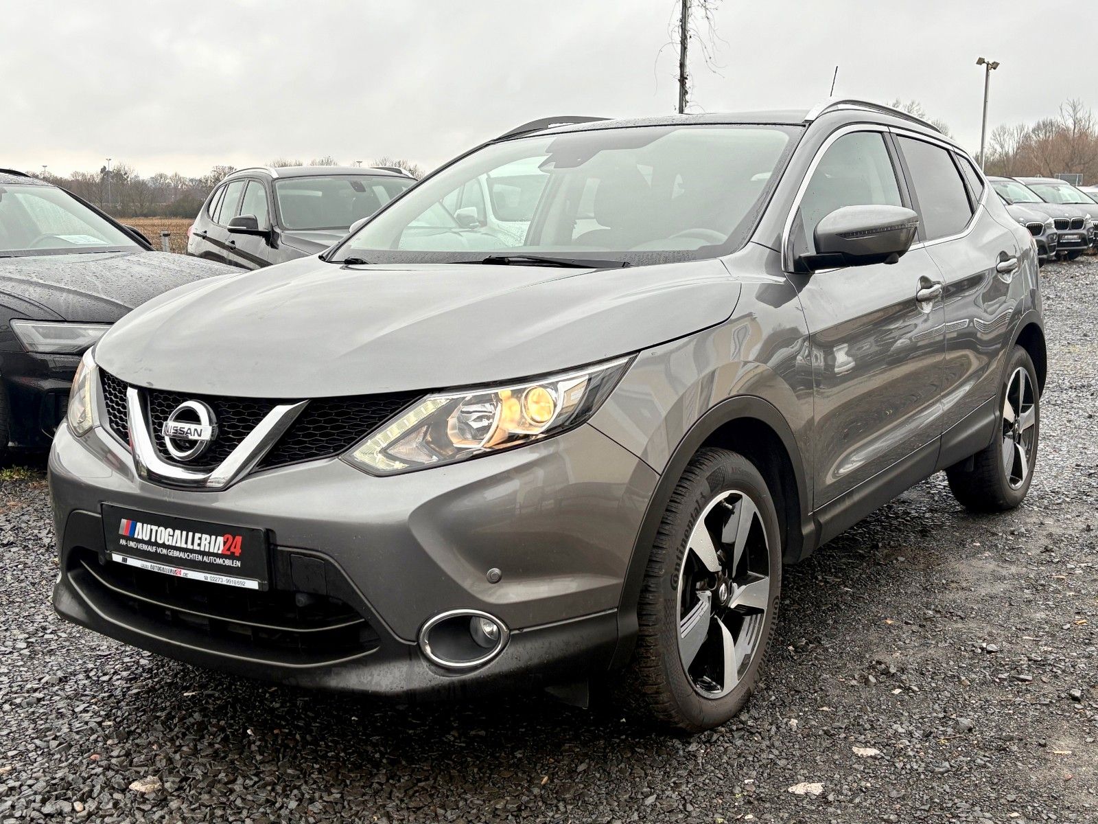 Fahrzeugabbildung Nissan Qashqai 1.6 N-Connecta Navi AHK 360 View 2.HAND