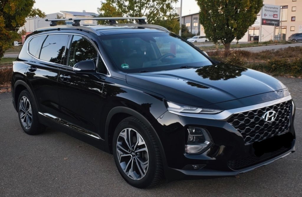 Image of Hyundai SANTA FE