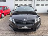 Skoda Octavia RS 2.0 *AHK*ACC*Pano*KeyGo*F1*Rfk*Nav* - gebrauchte Skoda Octavia aus dem Jahr 2017