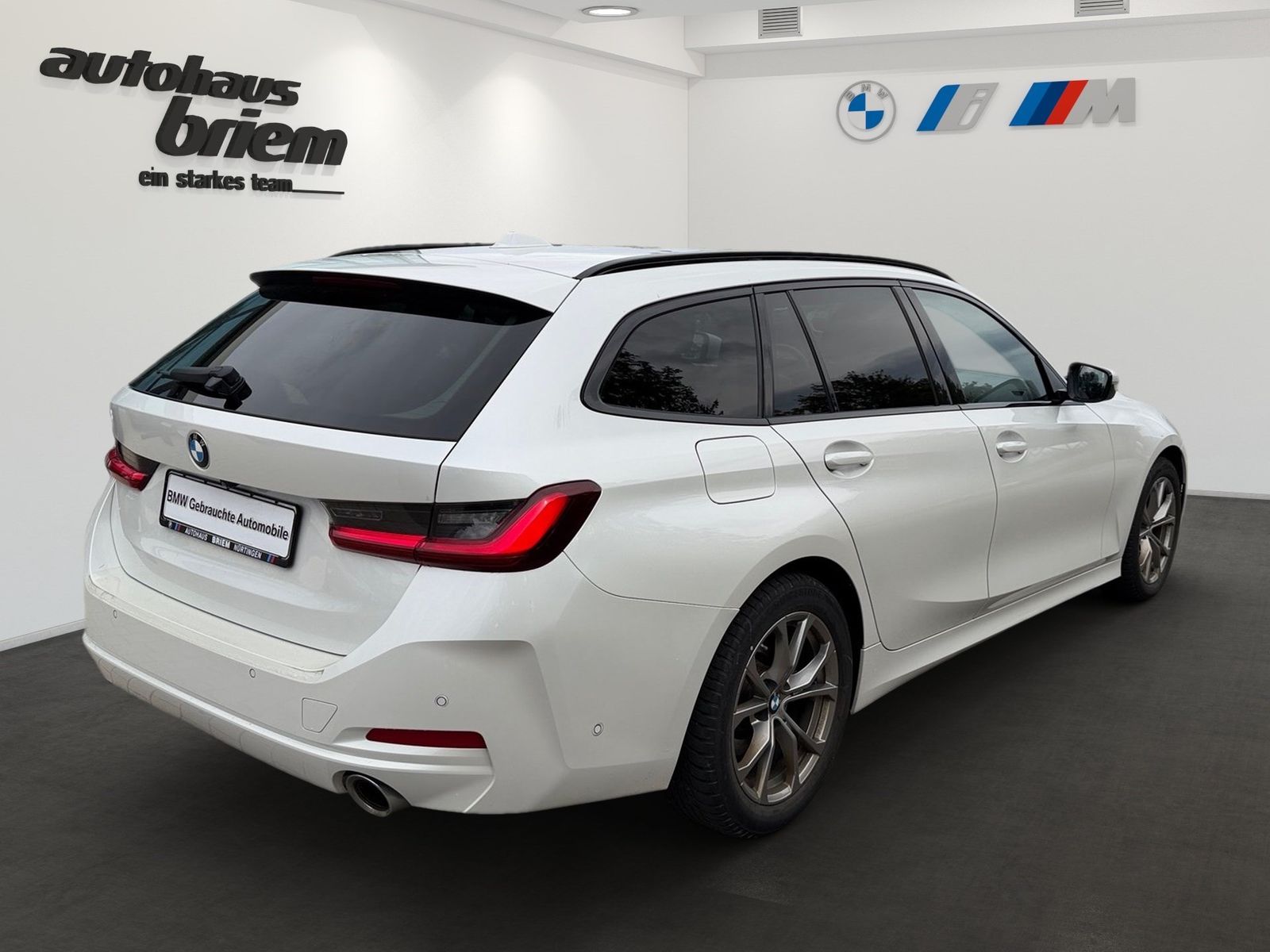 BMW 320d Navi, Parkassistenzsystem, Klimautomatik imagem 3