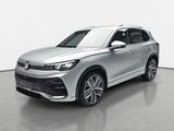 Volkswagen 1.5 ETSI DSG R-LINE NAVI MATRIX LM20 - Volkswagen Tiguan mit Benzin-Antrieb: Silber, Abstandswarner