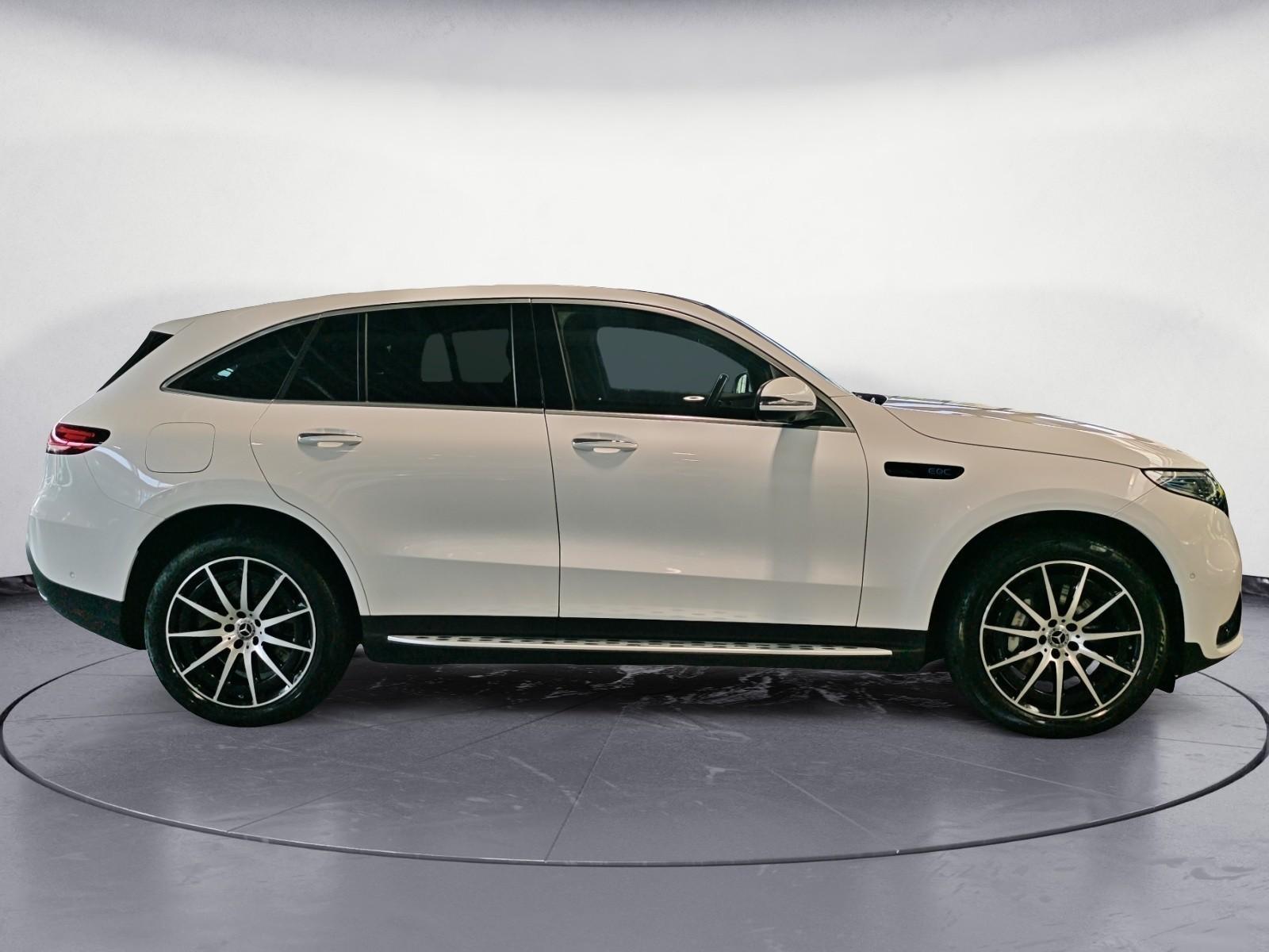 Mercedes-Benz EQC 400 4MATIC AMG Line Glasdach HeadUp