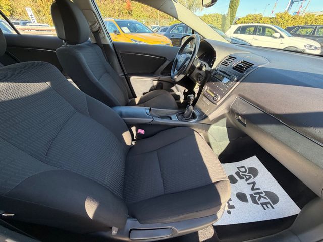 Toyota Avensis  Kombi Sol
