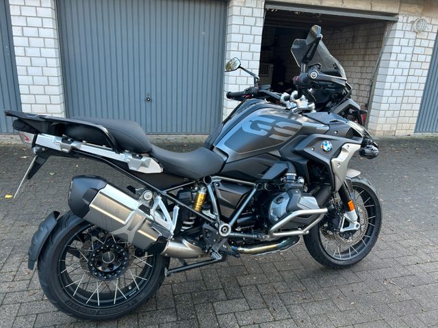 BMW R1250GS TripleBlack